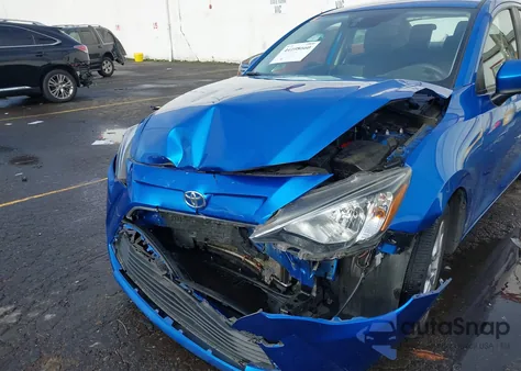 2018 Toyota Yaris Ia из США, поврежденный, VIN 3MYDLBYV1JY323261